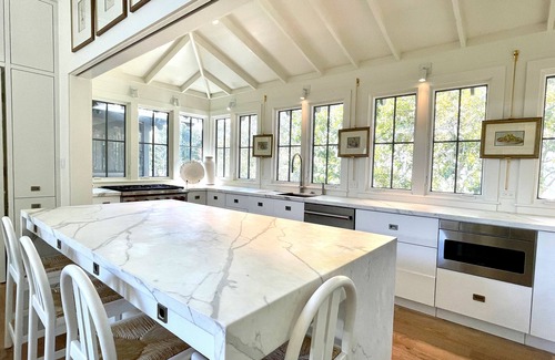 Seaside House | Luxury, Designer Home. Seaside, FL. Next To Chapel, Walk To Beach + 2 Bikes!