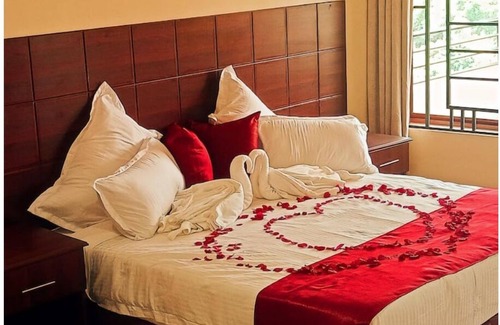 Ongata Rongai Cabin | Luxury Double Room in Karen Nairobi
