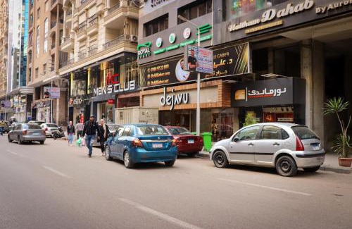 Al Duqqi Apartment | Luxury Family Apartment in Mohandessin , zamalik Cairo, Near Lebanon Sq- down Town