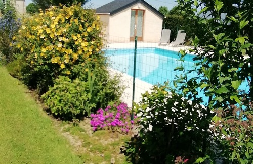 Cieutat House | Luxury gite with large pool and stunning mountain views. Sleeps up to 5