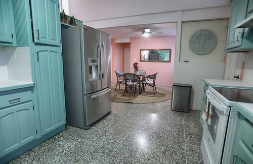 Maraval House | Luxury Hibiscus House