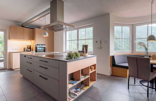 Kauns House | Luxury holiday home with stunning views & oak sauna