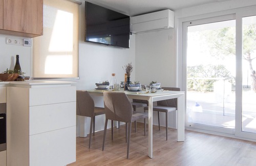 Piran Boat Rental | Luxury house, floating at the Adriatic sea in a serene marina, 50m from a beach