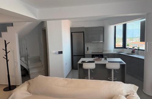 Trikala Apartment | Luxury Loft 7-8