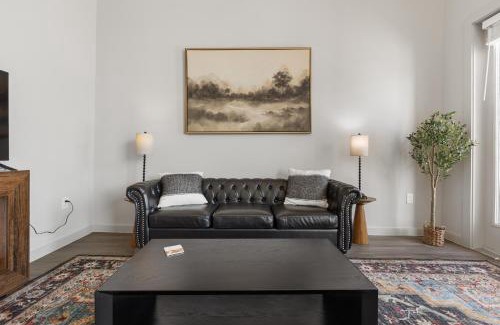 Windsor Park Apartment | Luxury Loft Style Apartment