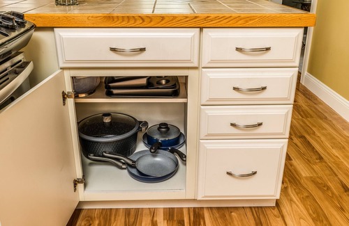 Plantsville House | Luxury Meets Tranquility! Stunning Home Away From Home - Short or Long Term Rent