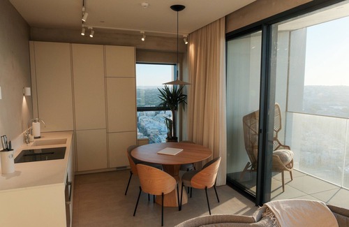 Bouvet Island Apartment | Luxury Mercury Towers 27F Skyline Rooftop & Indoor Pool Parking