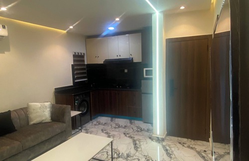 Mushin Apartment | Luxury & Modern Self Check-In Apts near Airport M03b