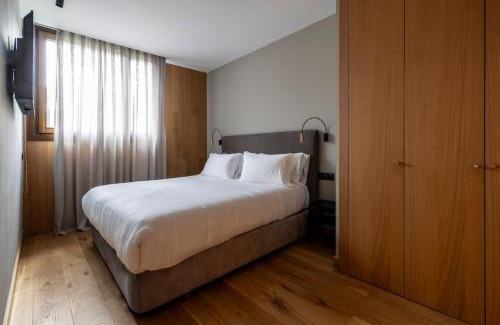 El Tarter Apartment | Luxury Mountain Stay l 1 Minute To Slopes l 6pax l GYM - SAUNA - POOL l by BonesVacances