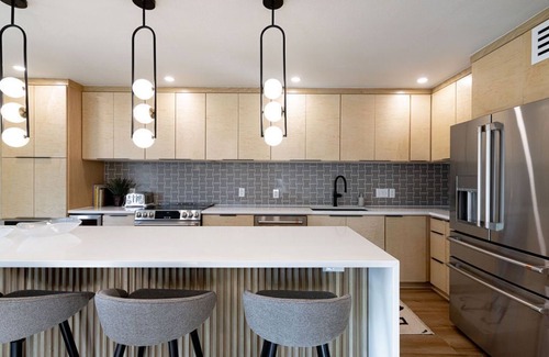 Austin House | Luxury & Nature: High-End Design, Multi-Level Spaces & Views Near Zilker Park