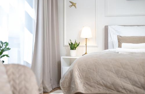 Marianske Lazne Apartment | Luxury New Apt near the Colonnade with Parking & 4 min to the center - near the forest