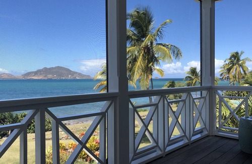 Cliffdwellers House | Luxury Ocean Front Villa Spectacular View Private Infinity Pool Perfect Location