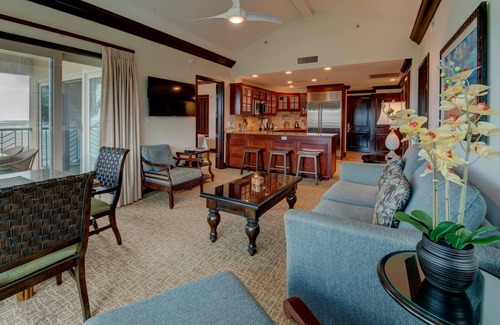Wailua Condo | Luxury Oceanview Waipouli Beach Resort & Spa