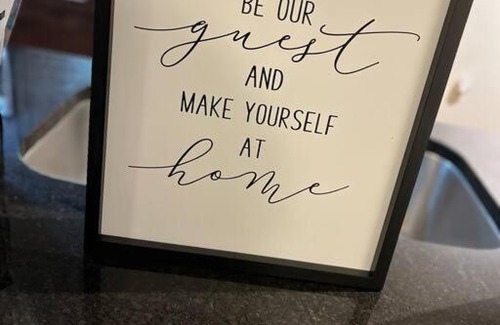 Astrodome Apartment | Luxury One Bedroom located by Med Center/NRG