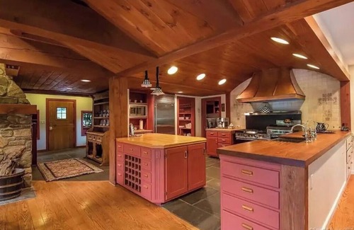 Killingworth House | Luxury One-of-a-kind Waterfront Estate w/Pool, Spa, Tennis & Pond Access