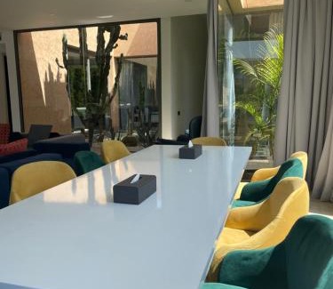 Annakhil Villa | Luxury Palm Villa