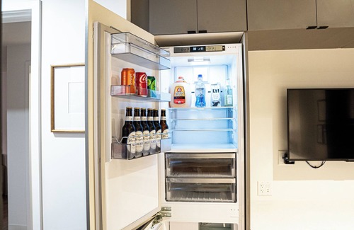 Historic Ybor Apartment | Luxury Pool View King Studio in Ybor, Tampa!