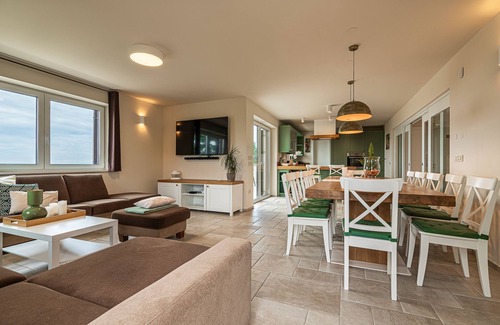 Gracisce Villa | Luxury Pool Villa Gradin, Gračišče, Slovenia