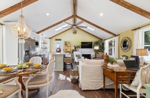 Old Saybrook Center House | Luxury & Premier Location-THE CASHMERE COTTAGE! Near the Kate/Saybrook Point!n