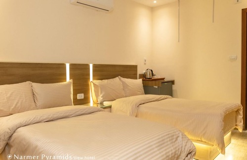 Al-'Umraniyah Bed & Breakfast | Luxury room few steps away from the Great Pyramids and Sphinx