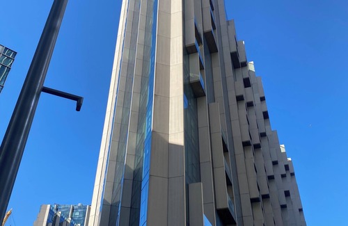 Peninsula Apartment | Luxury stay near O2 and Canary Wharf