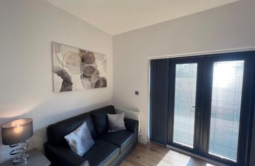Hoe Street Apartment | Luxury Studio Apartment in London - Walthamstow Village - E17