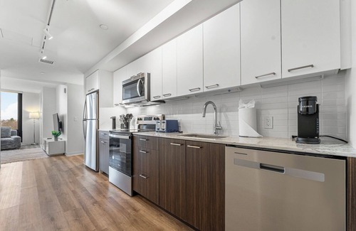 Lower Allston Apartment | Luxury Studio near Harvard 0625