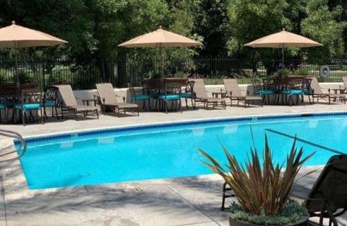 Valencia Apartment | Luxury Suite, Fast Wifi, King Bed, Pool And Spa