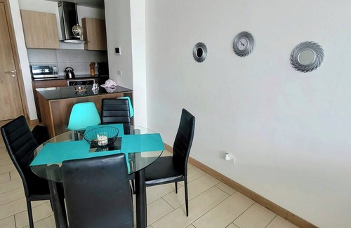 Quito Apartment | Luxury suite in the financial center of Quito with acces to spa, pool, and more