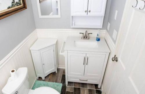 Hampton Apartment | Luxury Suite in the Heart of Hamptons South Beach!