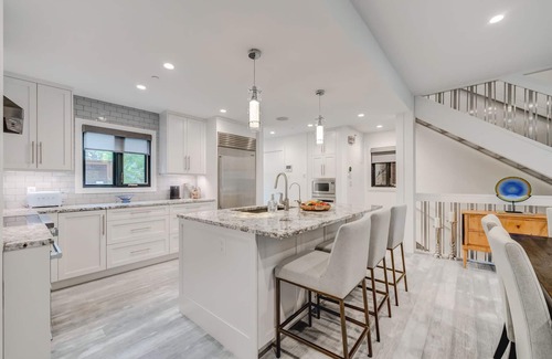 Southwest Calgary House | Luxury Townhouse, Top Patio Downtown Views + Elevator