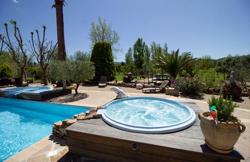 Le Luc Villa | Luxury villa 160 m2 air-conditioned, fenced garden 4000m2, swimming pool, heated jacuzzi, animals