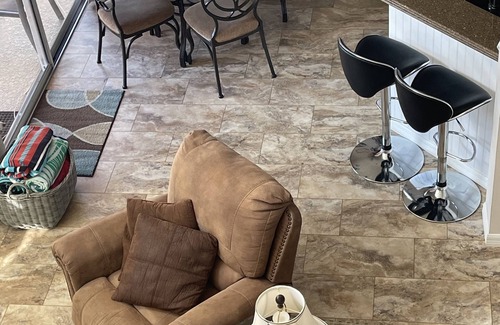 Solana Villa | LUXURY VILLA 5 Bdrm 4 Bath FULL SUN PRIVATE POOL AND SPA