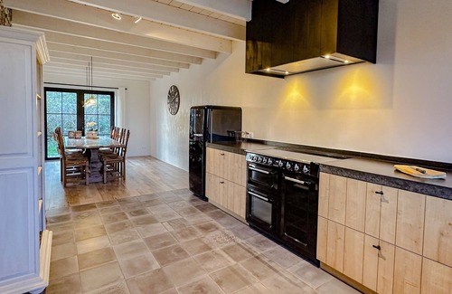 Nieuwvliet House | Luxury villa beautifully surrounded by meadows