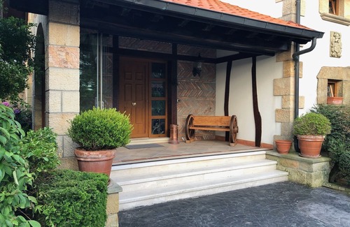 Suances Villa | Luxury villa in Suances with indoor pool