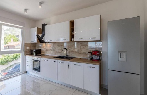 Kastel Sucurac Villa | Luxury Villa La nonna Ana - entertainment,fitness,pool,sea view