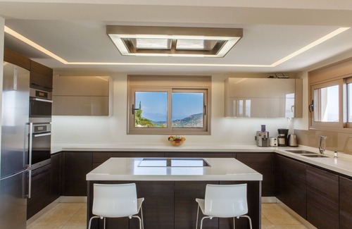 Nafplio Villa | Luxury Villa near Nafplio with panoramic views of the sea, Tolo & Mount Asini.