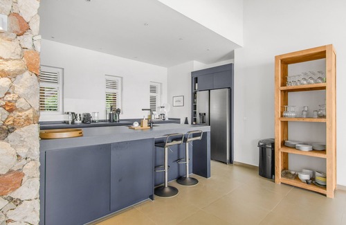 Sint Willibrordus Villa | Luxury villa right by the sea with private beach.