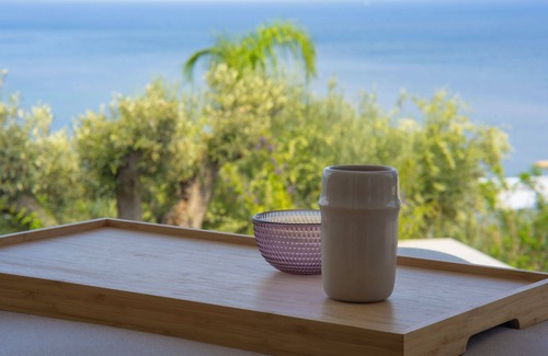 Koroni House | Luxury Villa with Private Swimming Pool & Sea View