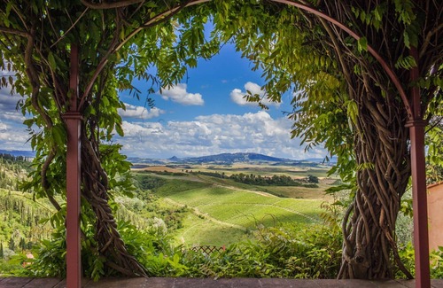 Fabbrica House | Luxury villa with private pool and stunning views between Pisa and Volterra