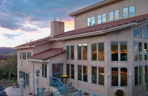 La Veta Villa | Luxury Villa with unobstructed Rocky Mountain & nature views in every direction