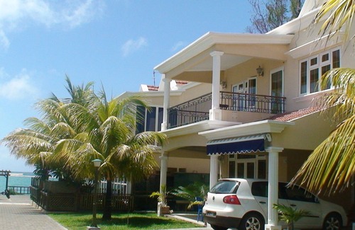 Trou d'Eau Douce Villa | Luxury Villas on the Beachfront. A true Paradise experience.