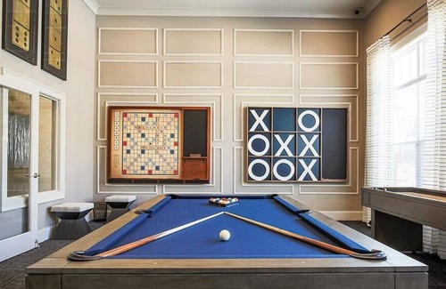 Chester Apartment | Luxury, WiFi included, Balcony, FREE parking