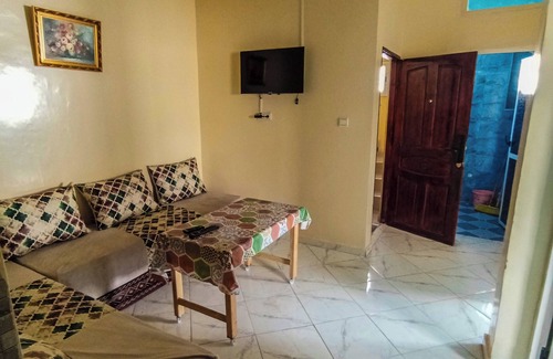 Hay El Farah Apartment | LWH FLAT 2: Cosy Apartment