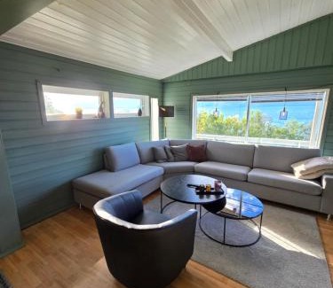 Lyngen House | Lyngenfjord view