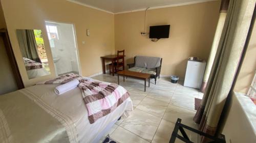 Bulawayo House | Lynns Guest House