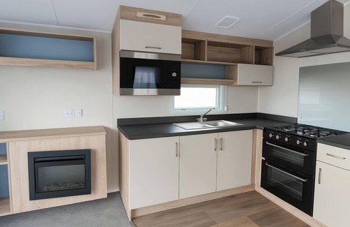 Talybont Cottage | LYONS SUNNYSANDS HOLIDAY PARK - HOLIDAY ACCOMMODATION 13733 in Barmouth