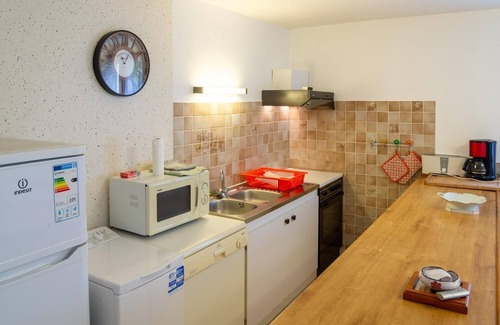 Meyrueis House | Lzt325b - Meublé de Tourisme 2 Étoiles 5 Pers à Sérigas