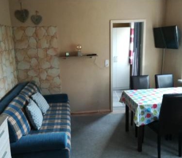 Greiz House | Müller's Ferienbungalow "Zur Göltzschtalbrücke"