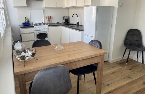 Piotrkow Trybunalski Apartment | M62